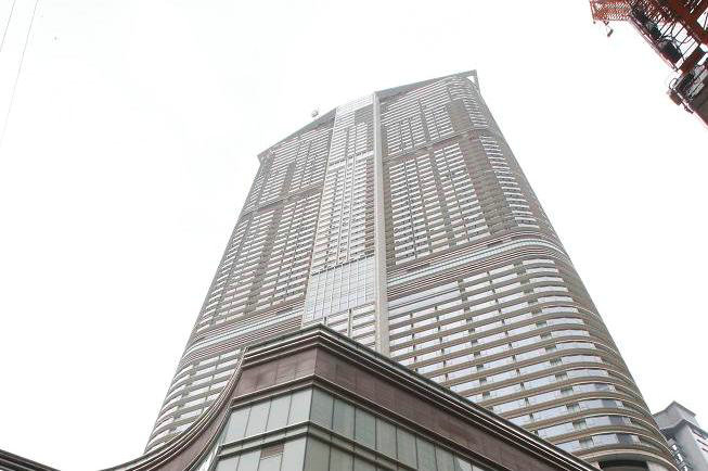 1 13 - 香港豪宅:尖沙咀名铸再沽2伙复式户 套现近2亿元