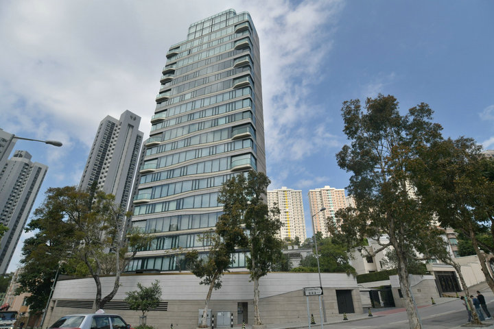 1 33 - 香港豪宅:渣甸山皇第成功标售一伙 成交价1.76亿元