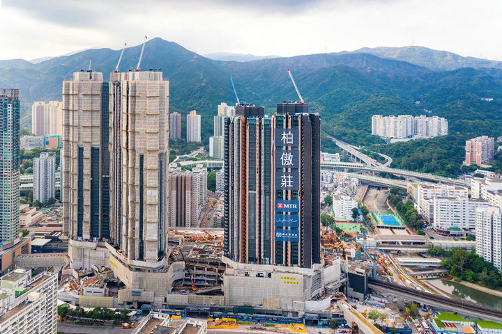 2 - 香港新盘:大围站上盖柏傲庄上载楼书 1房最细278呎