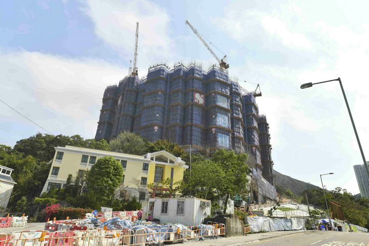 1 57 - 香港豪宅:沙田珑珀山再售5伙 平台特色户呎价2.6万成交