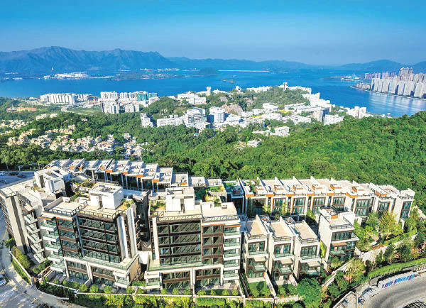 1 66 - 香港豪宅:沙田九肚云端近3000呎洋房约1.25亿沽 呎价4.25万元